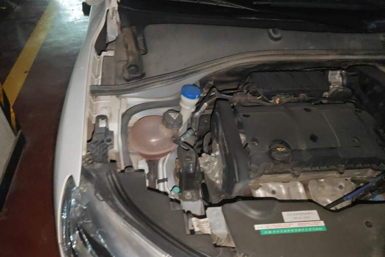 Used Citroen C3-XR 2015 1.6L Automatic Pioneer Model Engine Bay Right