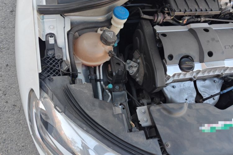 Used Citroen C3-XR 2015 1.6L Automatic Pioneer Model Engine Bay Right