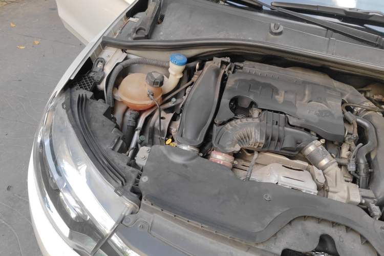 Used Citroen C3-XR 2015 1.6THP Automatic Pioneer Model Engine Bay Right