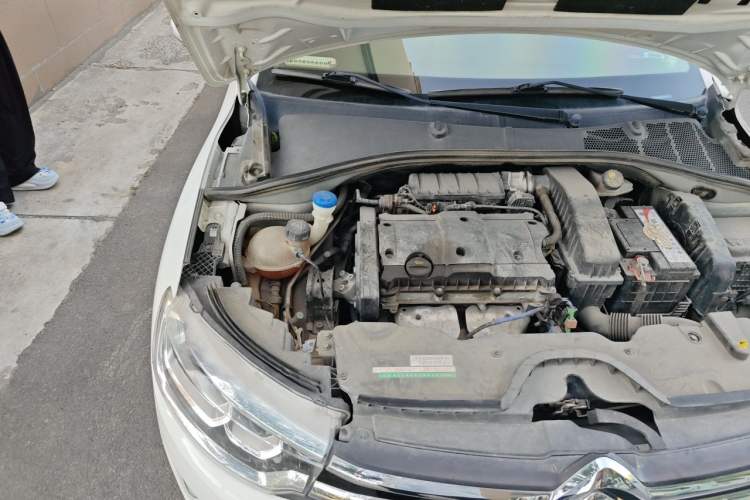 Used Citroen C3-XR 2015 1.6L Manual Pioneer Model Engine Bay Right