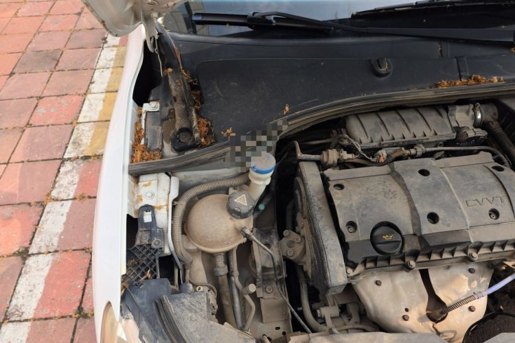 Used Citroen C3-XR 2015 1.6L Manual Pioneer Model Engine Bay Right