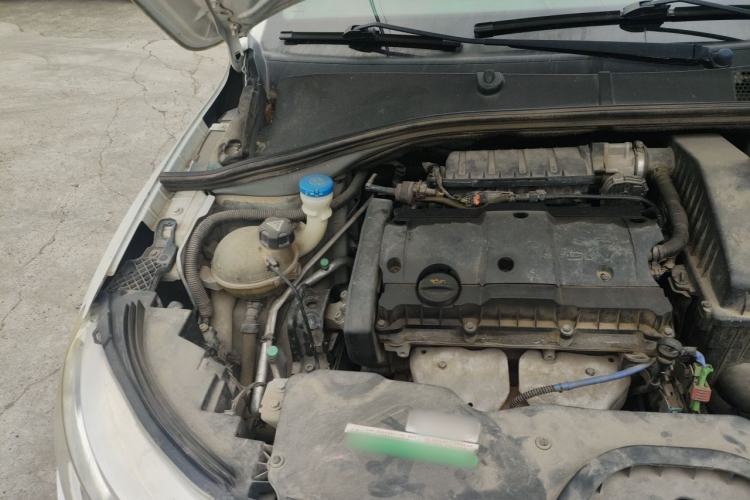 Used Citroen C3-XR 2015 1.6L Manual Pioneer Model Engine Bay Right