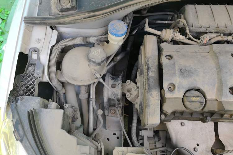 Used Citroen C3-XR 2015 1.6L Automatic Pioneer Model Engine Bay Right