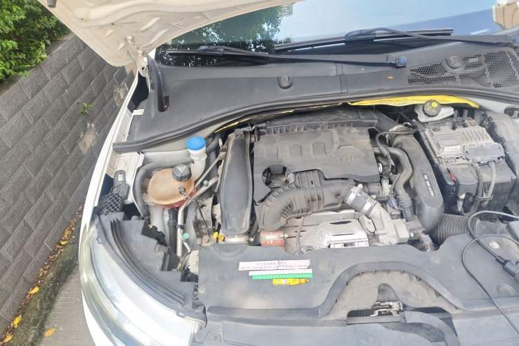 Used Citroen C3-XR 2015 1.6THP Automatic Pioneer Model Engine Bay Right