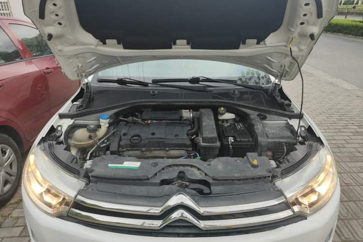 Used Citroen C3-XR 2015 1.6L Manual Pioneer Model Engine Bay