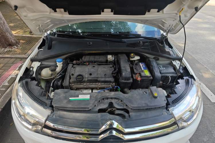 Used Citroen C3-XR 2015 1.6L Automatic Smart Version Engine Bay