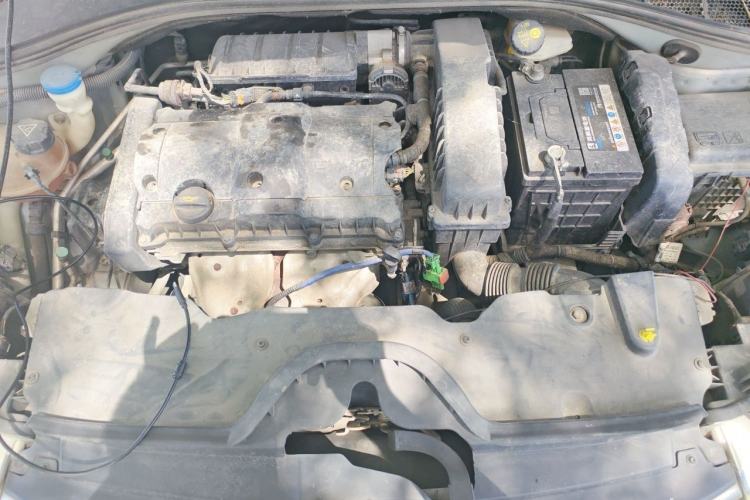 Used Citroen C3-XR 2015 1.6L Automatic Fashion Model Engine Bay