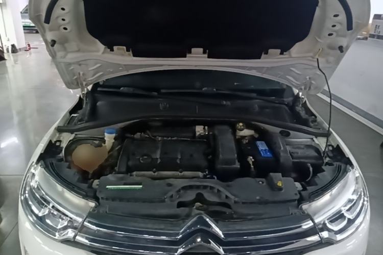 Used Citroen C3-XR 2015 1.6L Automatic Pioneer Model Engine Bay