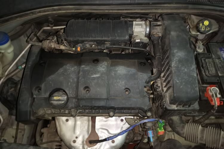 Used Citroen C3-XR 2015 1.6L Automatic Pioneer Model Engine Bay