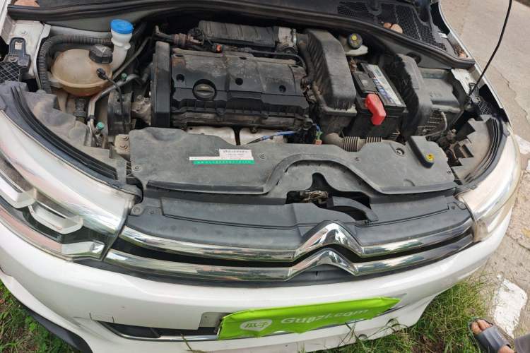 Used Citroen C3-XR 2015 1.6L Manual Pioneer Model Engine Bay
