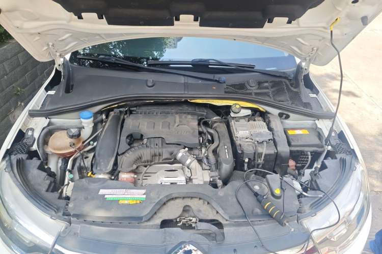 Used Citroen C3-XR 2015 1.6THP Automatic Pioneer Model Engine Bay