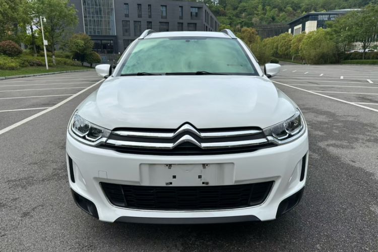 Used Citroen C3-XR 2015 1.6L Automatic Fashion Model Exterior 2