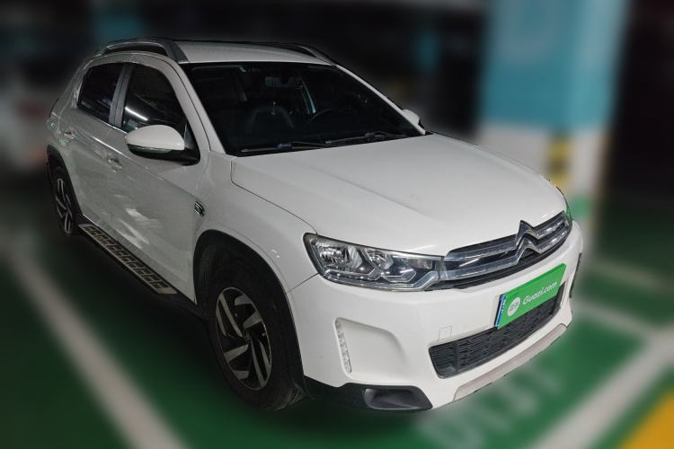 Used Citroen C3-XR 2015 1.6THP Automatic Pioneer Model Exterior 2