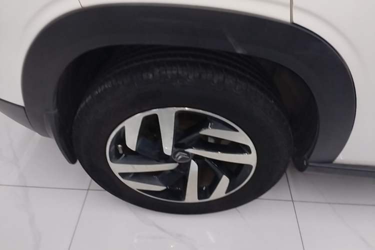 Used Citroen C3-XR 2015 1.6THP Automatic Pioneer Model Exterior 3