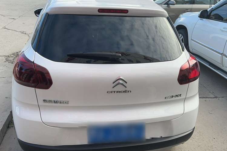 Used Citroen C3-XR 2015 1.6L Manual Pioneer Model Exterior 4