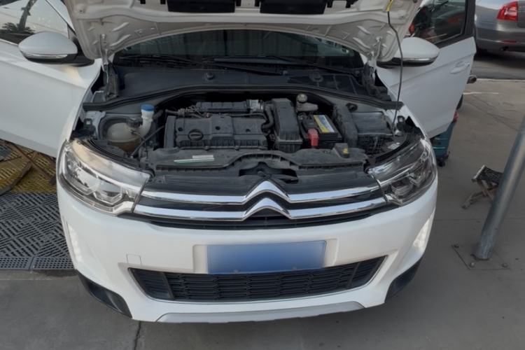 Used Citroen C3-XR 2015 1.6L Automatic Pioneer Model Exterior 4