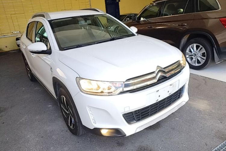 Used Citroen C3-XR 2015 1.6L Manual Pioneer Model Front Right 45 Deg