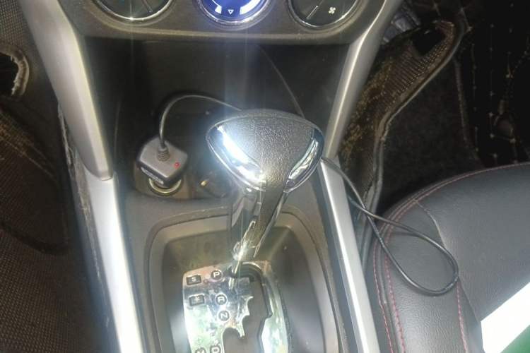 Used Citroen C3-XR 2015 1.6L Automatic Pioneer Model Gear Lever