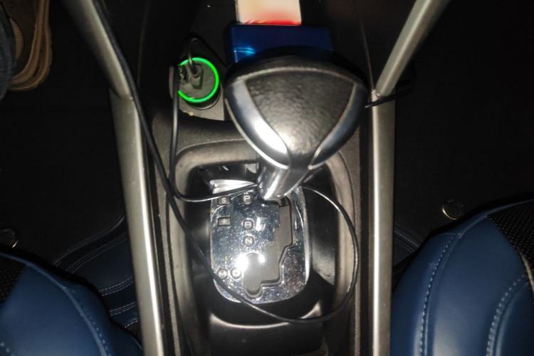 Used Citroen C3-XR 2015 1.6L Automatic Pioneer Model Gear Lever