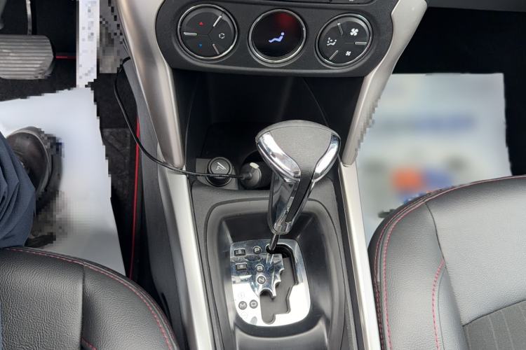 Used Citroen C3-XR 2015 1.6L Automatic Pioneer Model Gear Lever