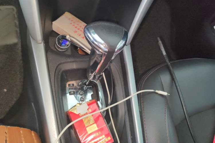 Used Citroen C3-XR 2015 1.6L Automatic Pioneer Model Gear Lever