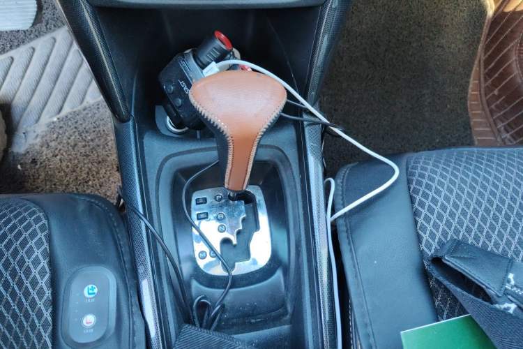Used Citroen C3-XR 2015 1.6L Automatic Pioneer Model Gear Lever