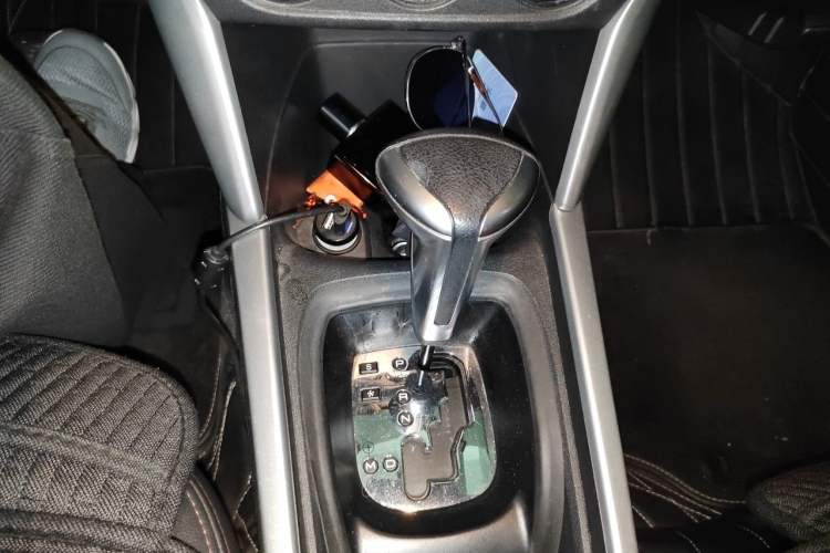 Used Citroen C3-XR 2015 1.6L Automatic Pioneer Model Gear Lever