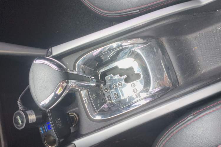 Used Citroen C3-XR 2015 1.6L Automatic Pioneer Model Gear Lever