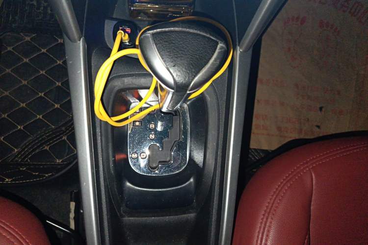 Used Citroen C3-XR 2015 1.6L Automatic Fashion Model Gear Lever