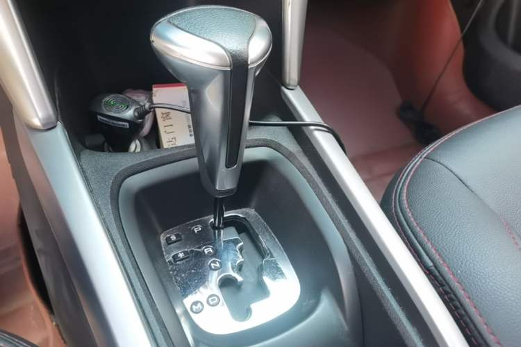Used Citroen C3-XR 2015 1.6L Automatic Pioneer Model Gear Lever