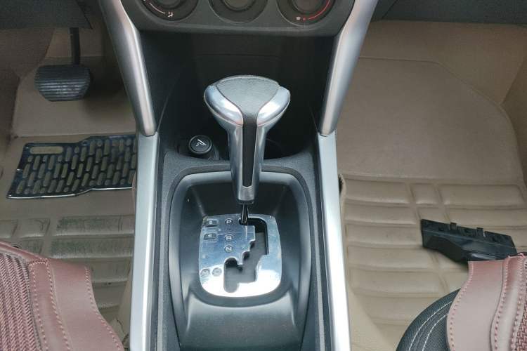 Used Citroen C3-XR 2015 1.6L Automatic Fashion Model Gear Lever