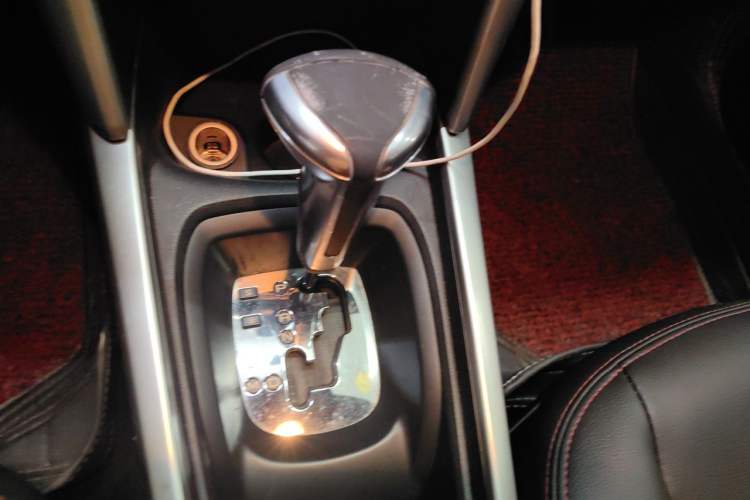 Used Citroen C3-XR 2015 1.6THP Automatic Pioneer Model Gear Lever