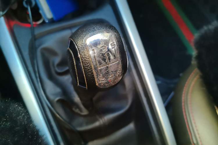 Used Citroen C3-XR 2015 1.6L Manual Pioneer Model Gear Lever