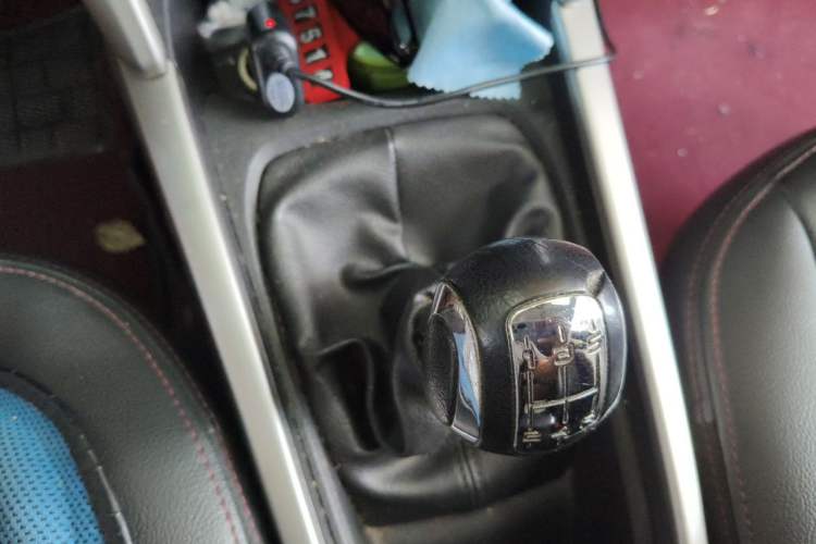 Used Citroen C3-XR 2015 1.6L Manual Pioneer Model Gear Lever