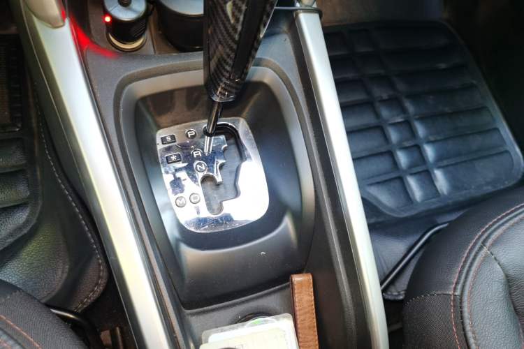 Used Citroen C3-XR 2015 1.6THP Automatic Smart Model Gear Lever