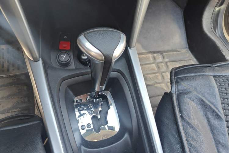 Used Citroen C3-XR 2015 1.6THP Automatic Smart Model Gear Lever