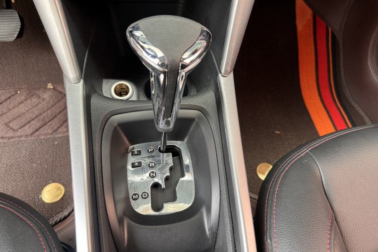 Used Citroen C3-XR 2015 1.6L Automatic Pioneer Model Gear Lever