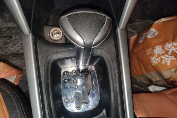 Used Citroen C3-XR 2015 1.6L Automatic Fashion Model Gear Lever