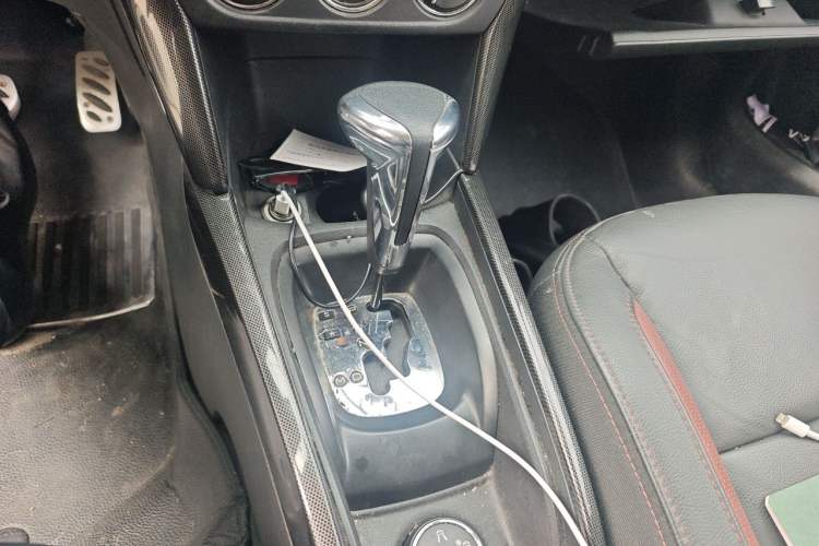 Used Citroen C3-XR 2015 1.6THP Automatic Flagship Model Gear Lever