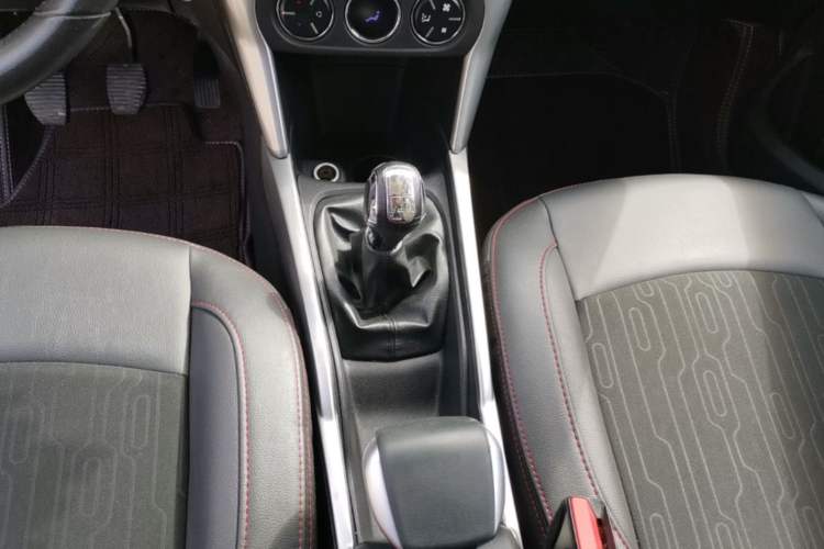 Used Citroen C3-XR 2015 1.6L Manual Pioneer Model Gear Lever