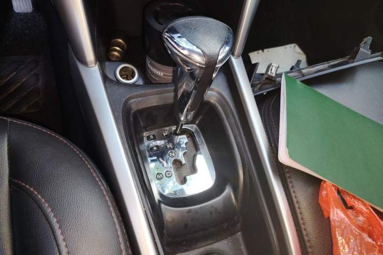 Used Citroen C3-XR 2015 1.6THP Automatic Pioneer Model Gear Lever
