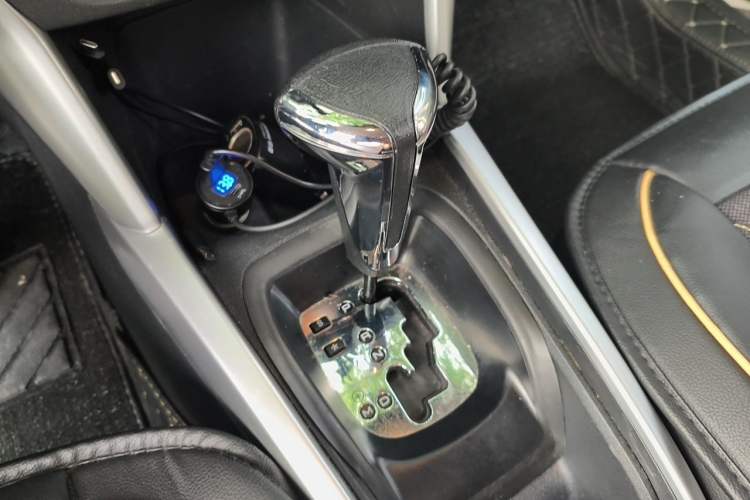 Used Citroen C3-XR 2015 1.6L Automatic Pioneer Model Gear Lever