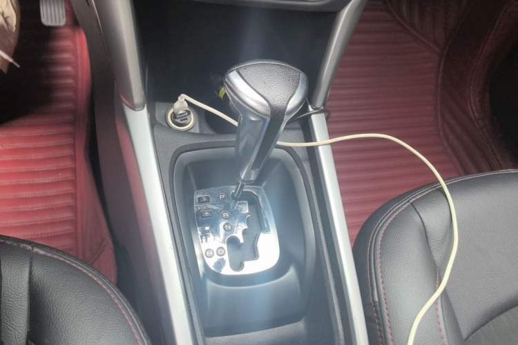 Used Citroen C3-XR 2015 1.6L Automatic Pioneer Model Gear Lever