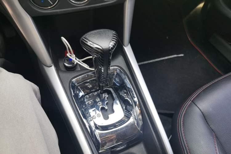 Used Citroen C3-XR 2015 1.6THP Automatic Flagship Model Gear Lever