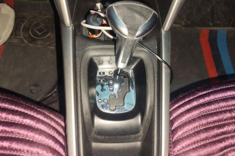 Used Citroen C3-XR 2015 1.6L Automatic Pioneer Model Gear Lever