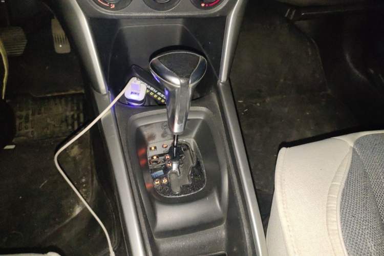 Used Citroen C3-XR 2015 1.6L Automatic Fashion Model Gear Lever