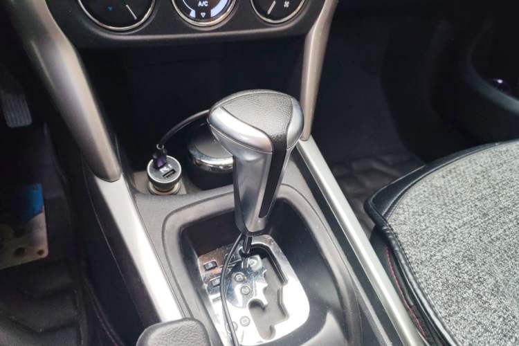 Used Citroen C3-XR 2015 1.6L Automatic Pioneer Model Gear Lever