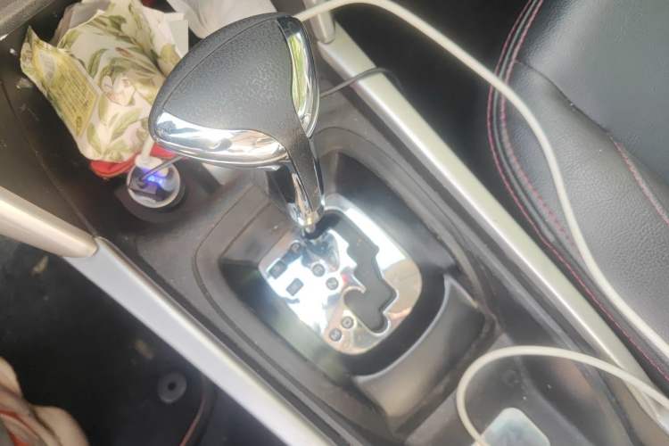 Used Citroen C3-XR 2015 1.6L Automatic Pioneer Model Gear Lever