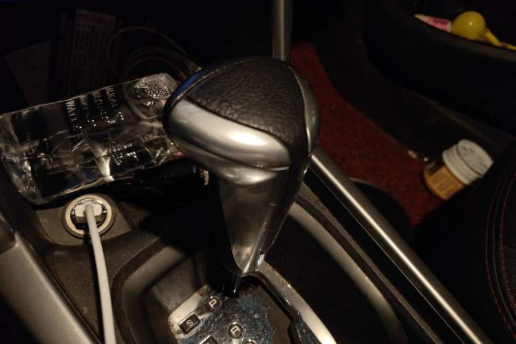 Used Citroen C3-XR 2015 1.6L Automatic Pioneer Model Gear Lever