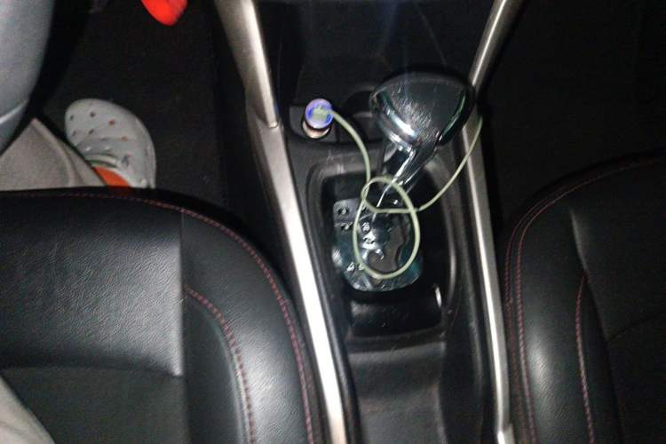 Used Citroen C3-XR 2015 1.6L Automatic Pioneer Model Gear Lever